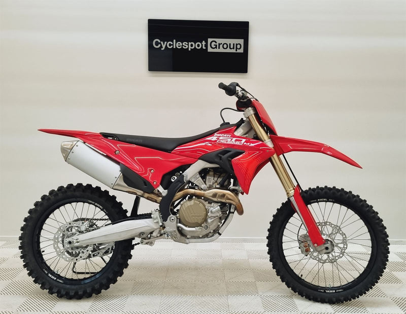Load image into Gallery viewer, 2026 Ducati Desmo 450 MX
