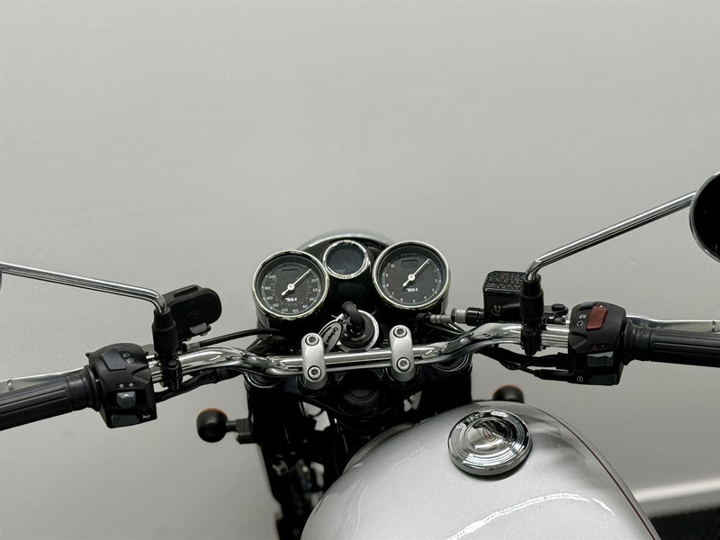Load image into Gallery viewer, 2024 BSA Gold Star Legacy Edition
