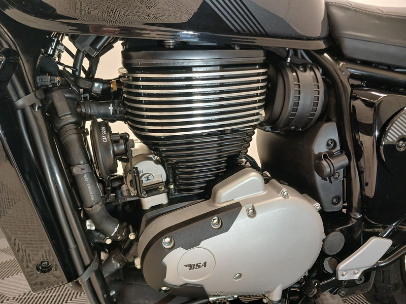 Load image into Gallery viewer, 2026 BSA Scrambler Raven Black
