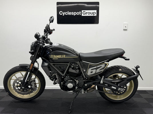 2025 Ducati Scrambler FULL THROTTLE
