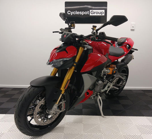 2026 Ducati Street Fighter V2S