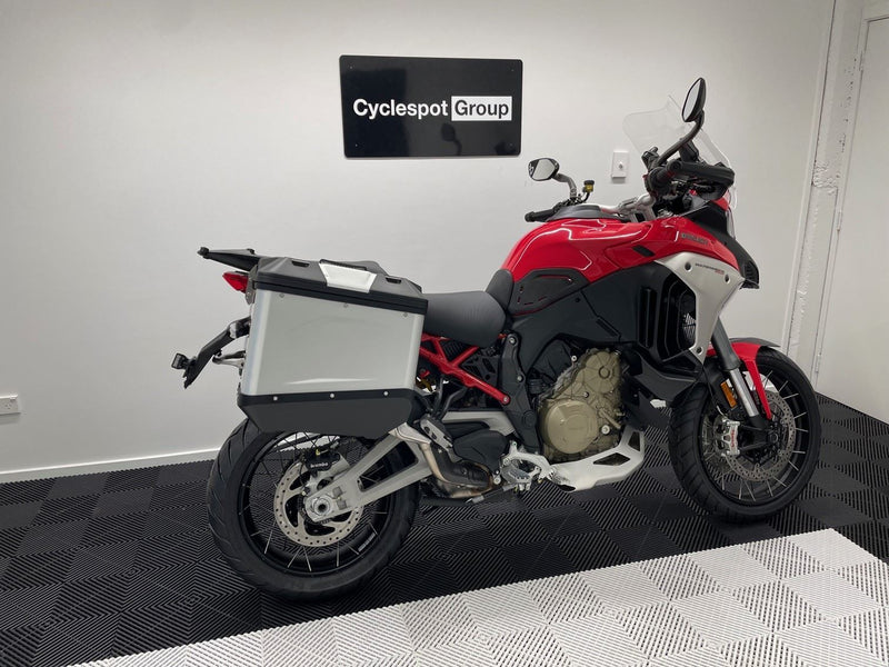 Load image into Gallery viewer, 2025 Ducati Multistrada V4 Rally Travel Radar
