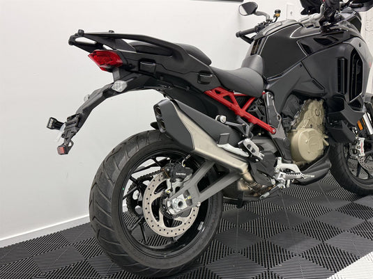 2025 Ducati Multistrada 2025 V4S - TRAVEL & RADAR