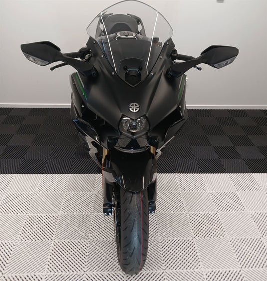 2025 Kawasaki Ninja H2 SX