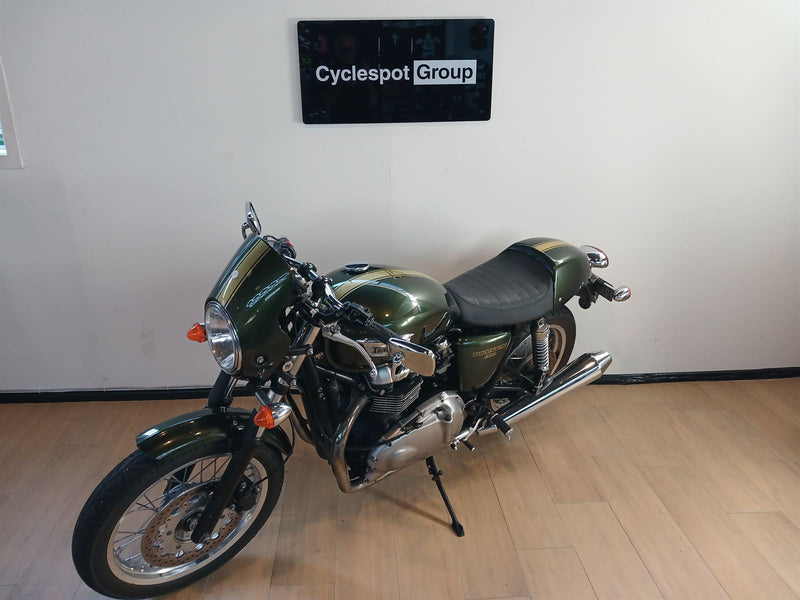 Load image into Gallery viewer, 2013 Triumph Thruxton 900
