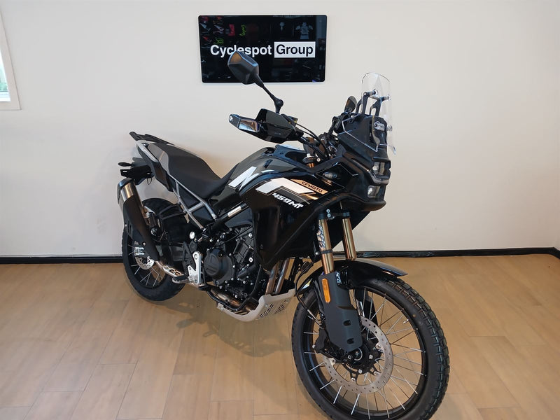 Load image into Gallery viewer, 2026 CFMOTO MT 450 LAMS

