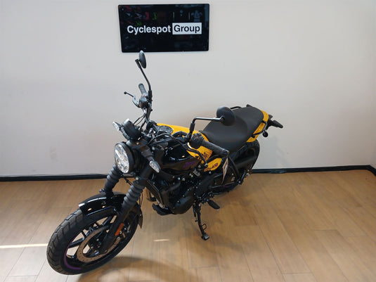 2026 Royal Enfield Guerrilla 450