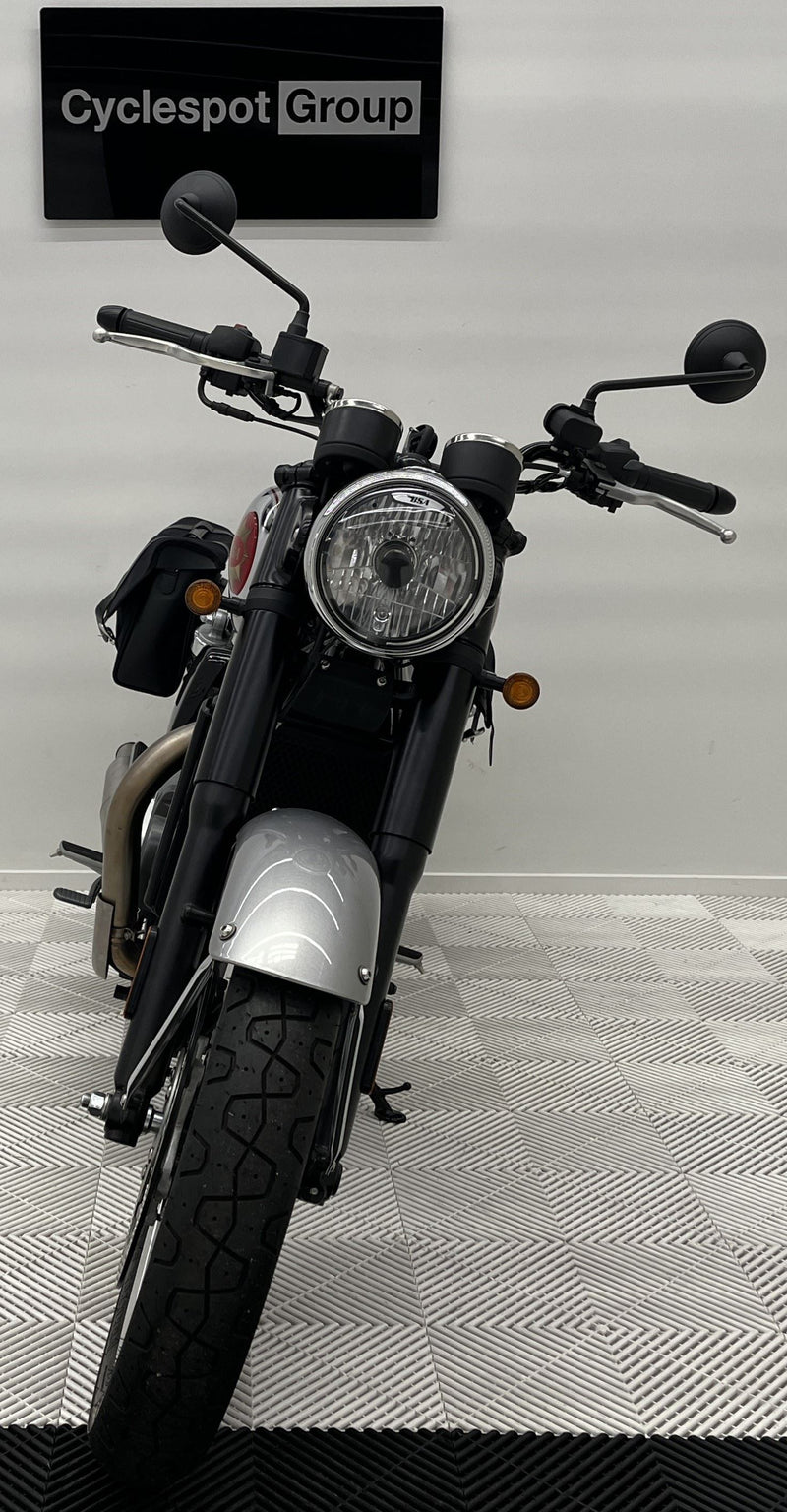 Load image into Gallery viewer, 2024 BSA Gold Star Dawn Silver
