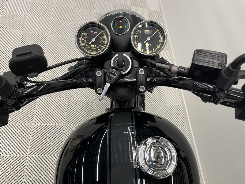 Load image into Gallery viewer, 2024 BSA Gold Star Shadow Black

