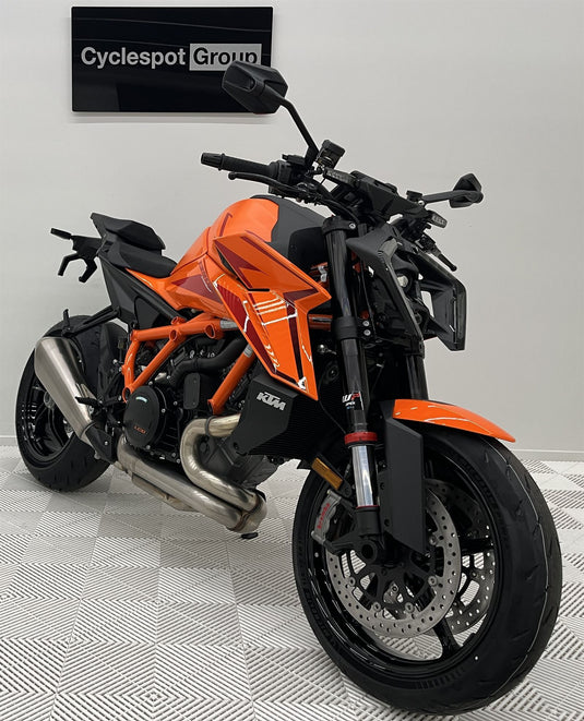 2026 KTM Superduke 1390R