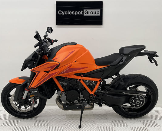 2026 KTM Superduke 1390R