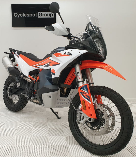 2024 KTM Adventure 890 R + TECH PACK