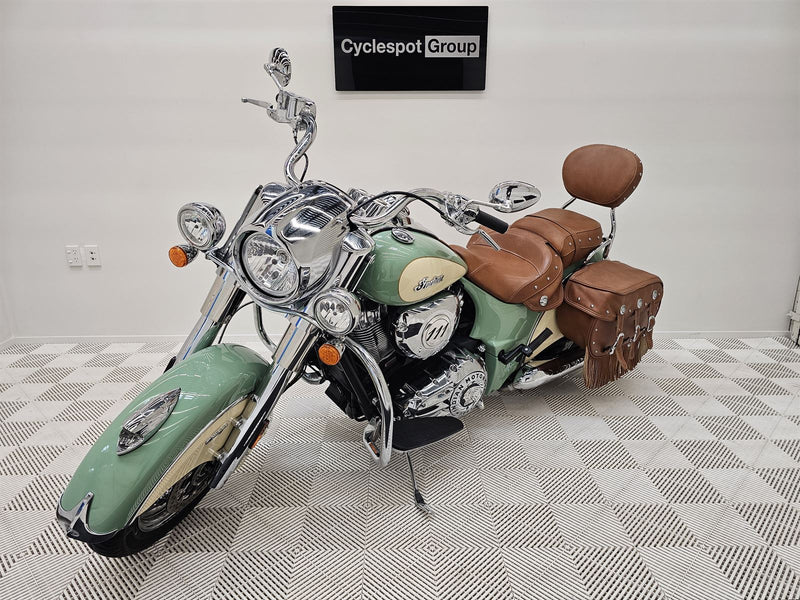 Load image into Gallery viewer, 2015 Indian Springfield Vintage
