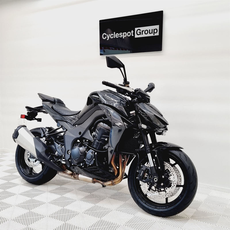 Load image into Gallery viewer, 2025 Kawasaki Z 1100 SX
