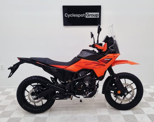2025 KTM Adventure 390X