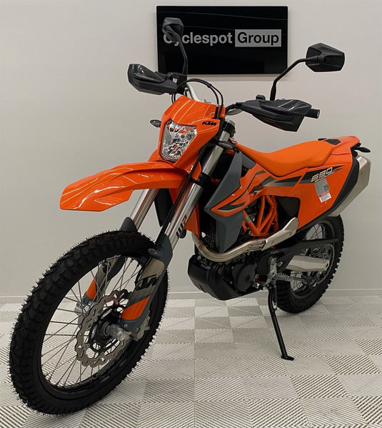 2024 KTM Enduro 690