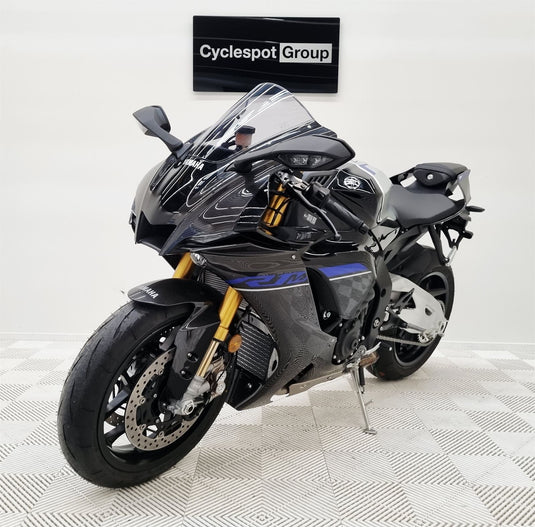 2024 Yamaha R 1 M