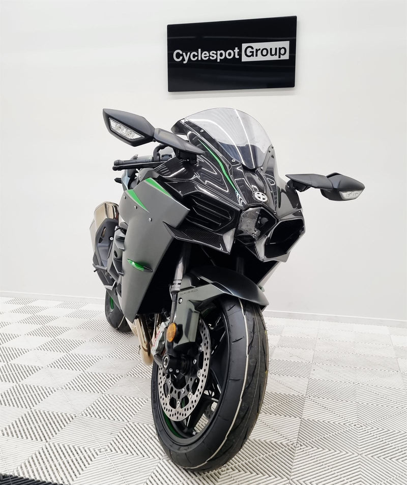 Load image into Gallery viewer, 2026 Kawasaki Ninja H2 Carbon
