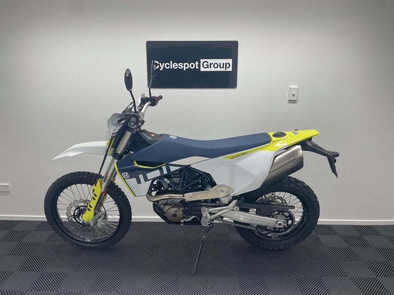Load image into Gallery viewer, 2024 Husqvarna FE 701
