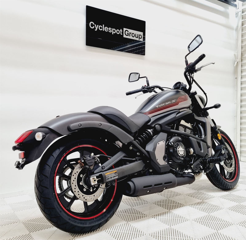 Load image into Gallery viewer, 2025 Kawasaki Vulcan S L
