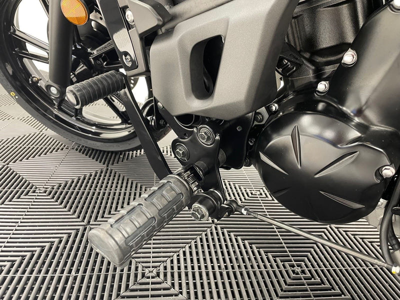 Load image into Gallery viewer, 2025 Kawasaki Vulcan S L Black
