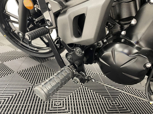 2025 Kawasaki Vulcan S L Black