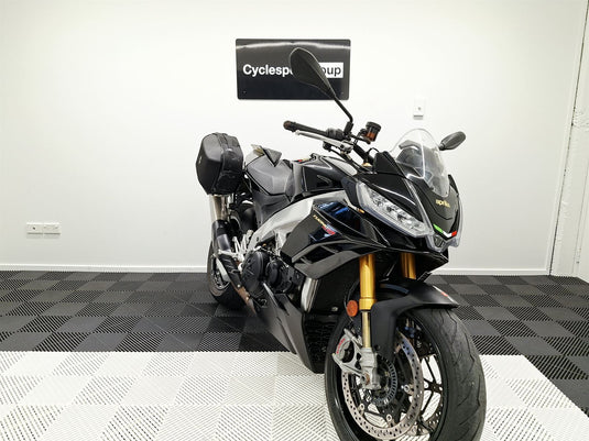 2022 Aprilia Tuono V4 Factory
