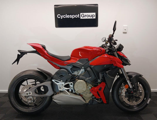 2025 Ducati Street Fighter V4