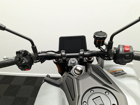 2025 Yamaha MT 09 SP