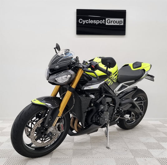 2022 Triumph Street Triple Moto 2 - no.678/765