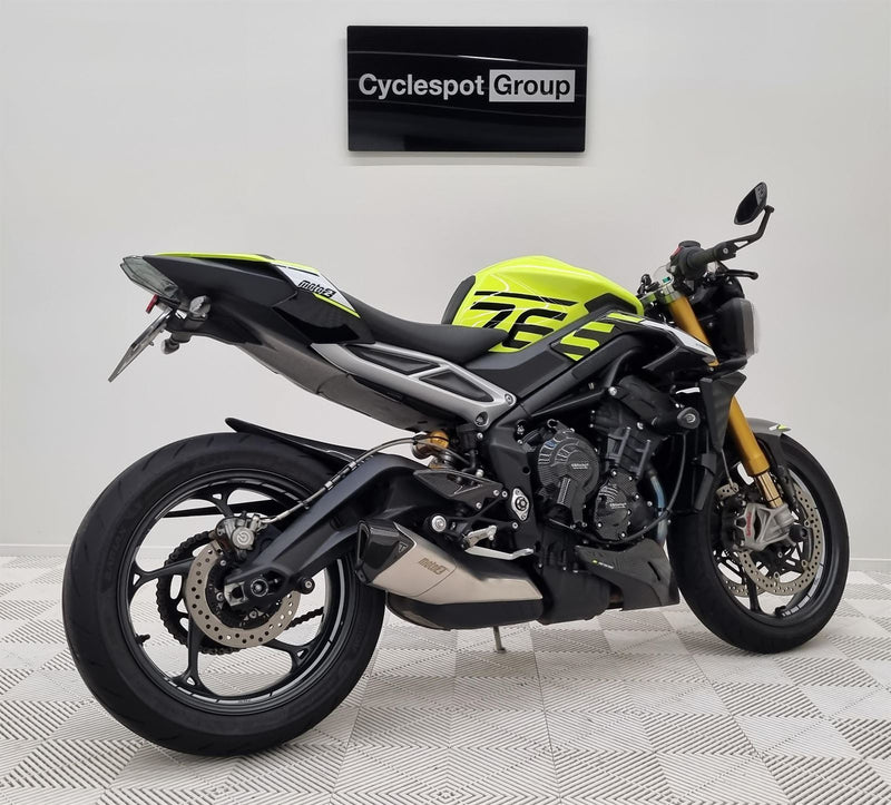 Load image into Gallery viewer, 2022 Triumph Street Triple Moto 2 - no.678/765
