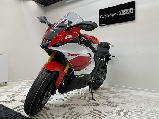 2026 Yamaha R7 LAMS 70th Anniversary edition