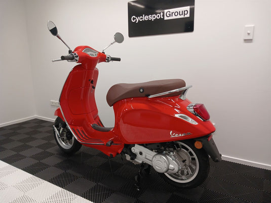 2024 Vespa Primavera
