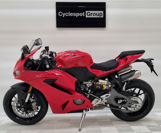 2026 Ducati Panigale V2