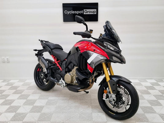 2026 Ducati Multistrada V4 Pikes Peak