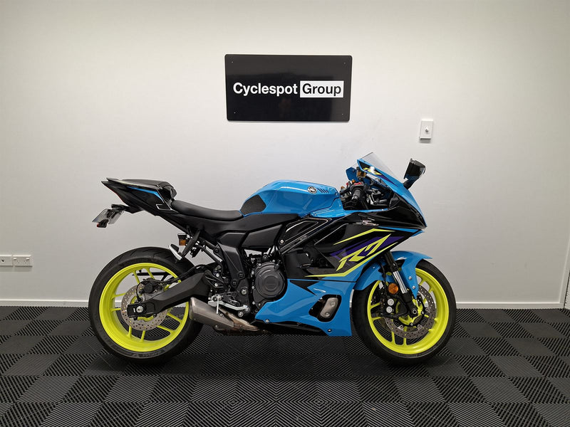 Load image into Gallery viewer, 2026 Yamaha YZF-R7 R7
