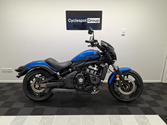 2026 Kawasaki Vulcan 650 S Cafe LAMS