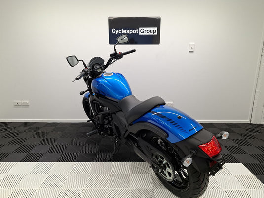 2026 Kawasaki Vulcan 650 S Cafe LAMS