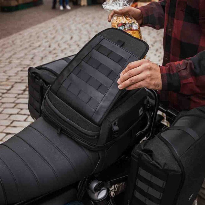 Load image into Gallery viewer, TAILBAG SW MOTECH LEGEND GEAR  LR3 GEAR TAILBAG BLACK 6-12 LITRE FUNCTION SPLASH PROOF
