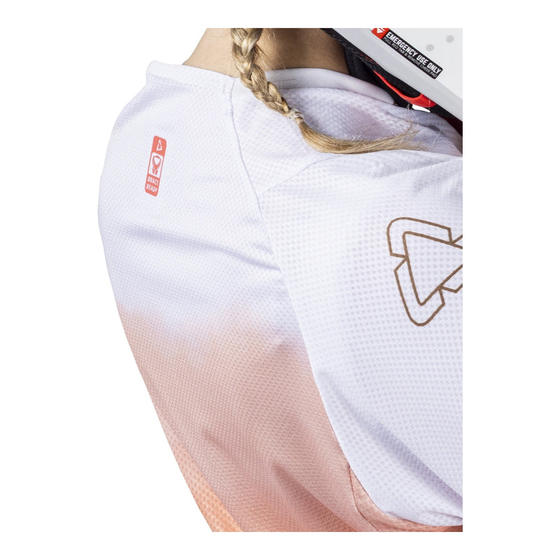 Load image into Gallery viewer, Leatt 2026 4.5 Lite Women's Jersey - Coral Pink
