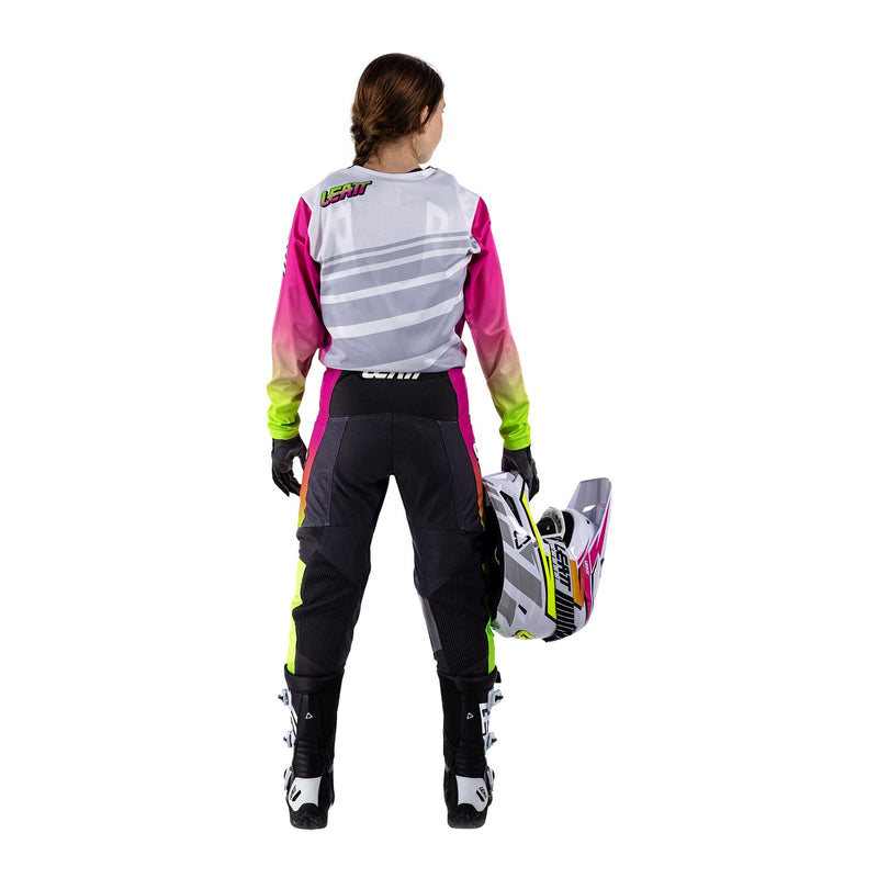 Load image into Gallery viewer, Leatt 2026 3.5 Mini Ride Kit - Retro Pink
