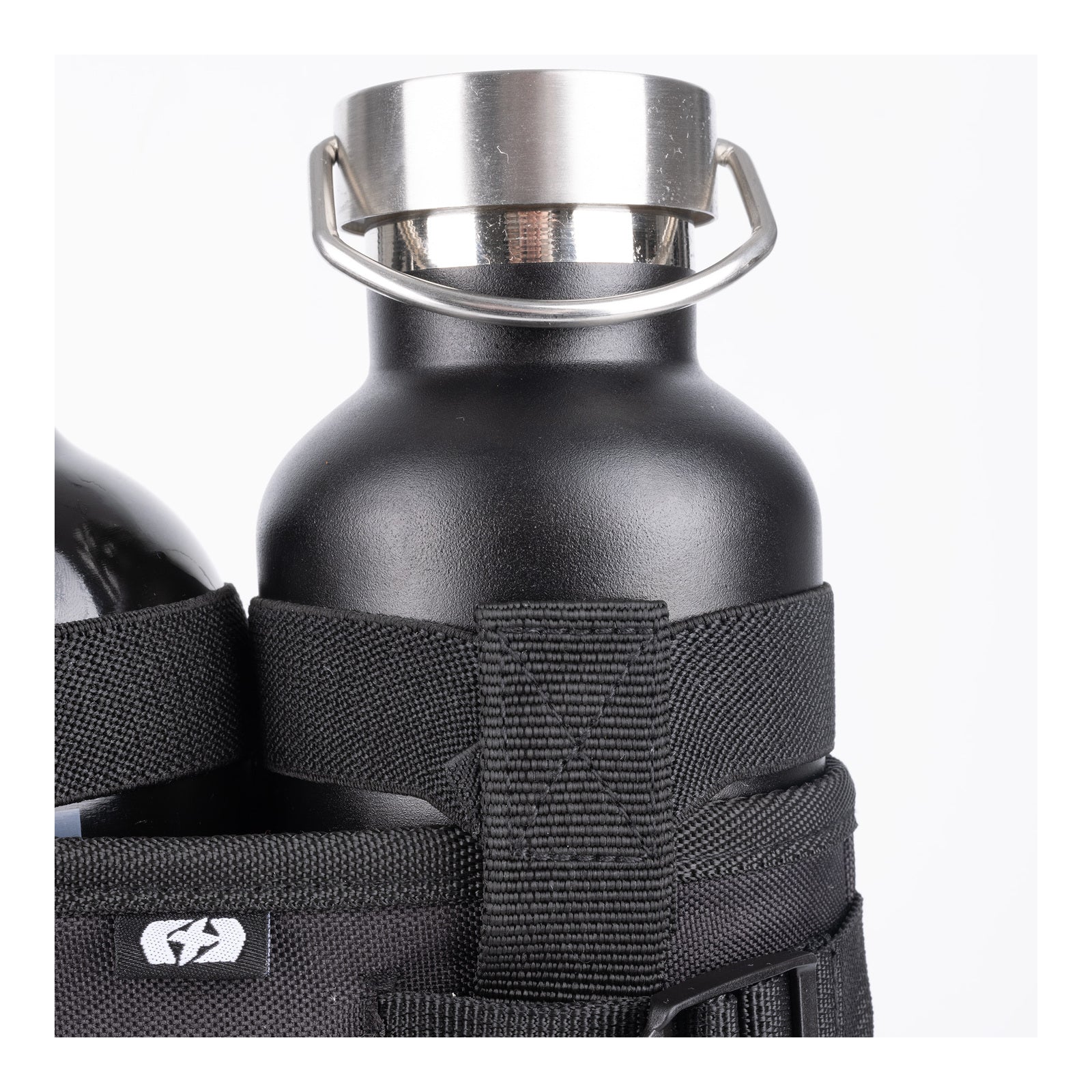 Oxford Nomad B2 Bottlestash