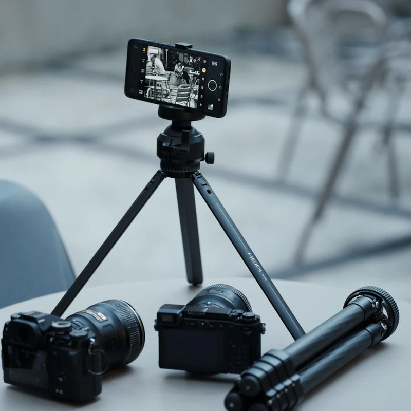 Load image into Gallery viewer, HEIPI VISION 3-IN-1 CARBON FIBER TRAVEL TRIPOD TWIST QUICK RELEASE
