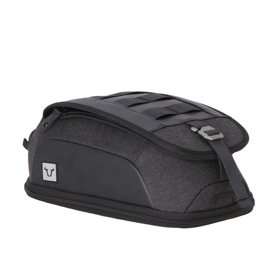 TAILBAG SW MOTECH LEGEND GEAR  LT4 GEAR TAILBAG BLACK 4-6 LITRE FUNCTION SPLASH PROOF