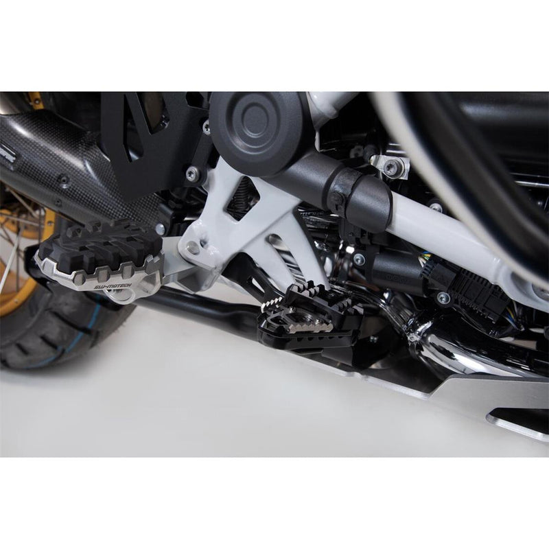 Load image into Gallery viewer, REAR BRAKE PEDAL EXTENSION SW MOTECH BMW R1200GS 16-18 R1200GS LC 12-18 R1250GS 18-ON
