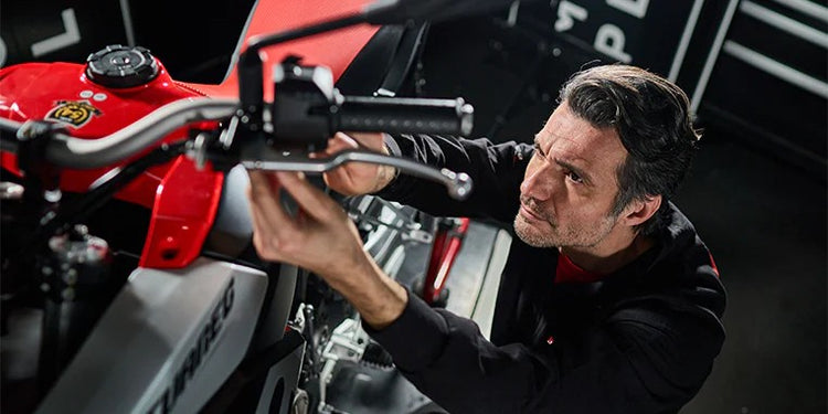 Cyclespot Wellington: Authorised Aprilia Service & Repairs