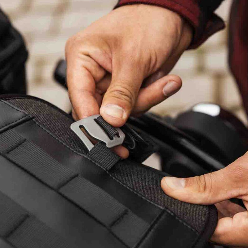 Load image into Gallery viewer, TAILBAG SW MOTECH LEGEND GEAR  LR3 GEAR TAILBAG BLACK 6-12 LITRE FUNCTION SPLASH PROOF
