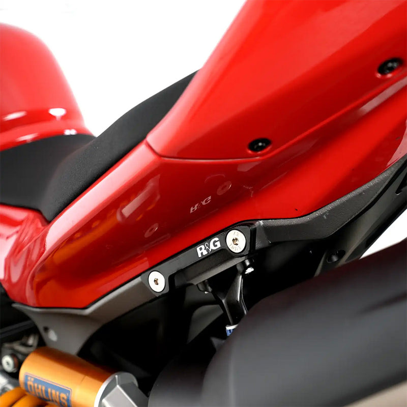 Load image into Gallery viewer, Rear Foot Rest Blanking Plates for Ducati Streetfighter V2(S) 25- &amp; Panigale V2(S) 25- (Pair) R&amp;G
