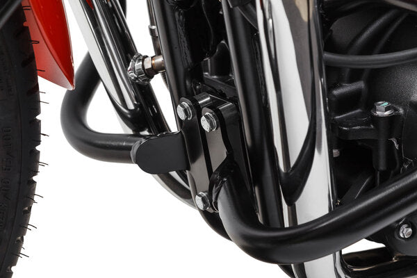Load image into Gallery viewer, CRASH BARS SW MOTECH TRIUMPH BONNEVILLE 04-16 BONNEVILLE T100 04-16 THRUXTON 04-15
